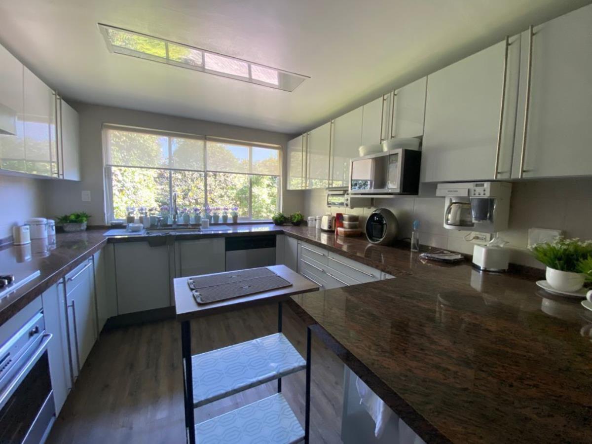 Residencia Casa en Venta en Jardines del Pedregal Alvaro Obregon CDMX 6