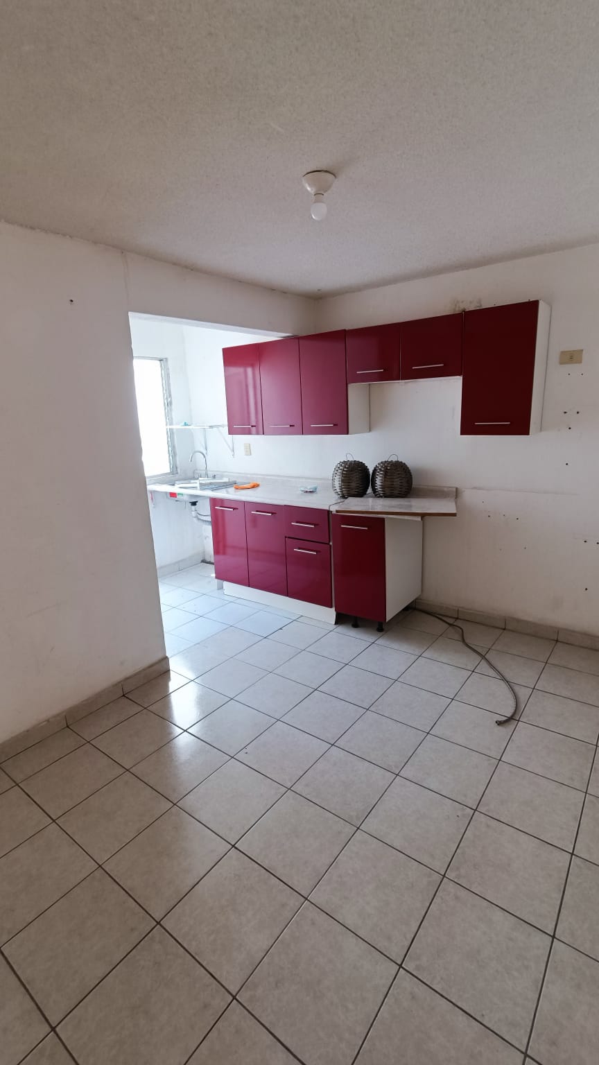COCINA LEJOS