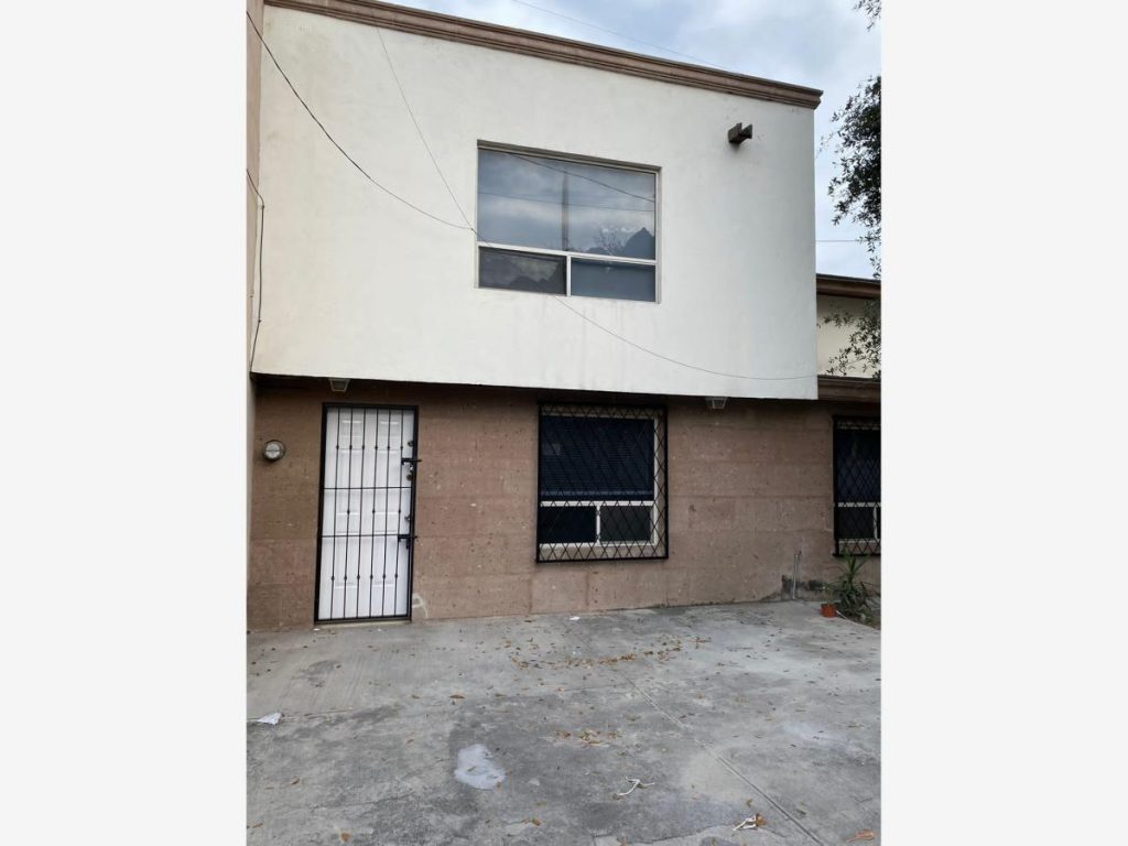 Casa en RENTA en Las Cumbres Monterrey Nuevo Leon 1