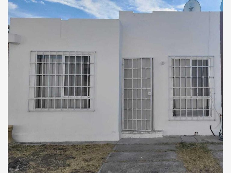 Casa en Renta en Los Héroes Querétaro El Marques Queretaro