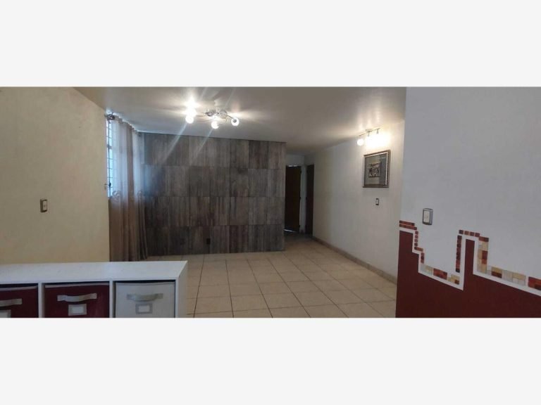 Casa en Renta en Valentín Gómez Farias Venustiano Carranza CDMX
