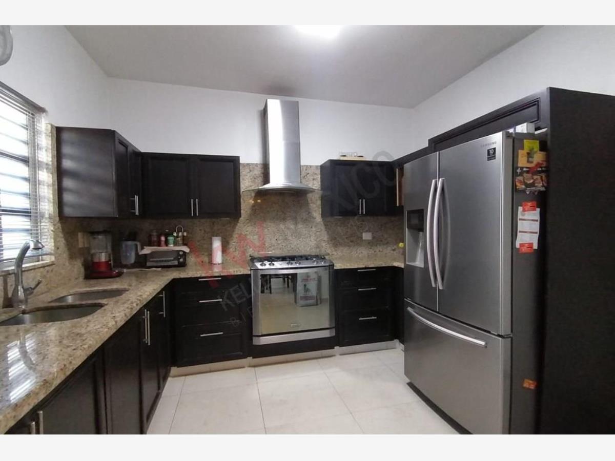 Casa en Venta en Puerta de Hierro Monterrey Nuevo Leon 4