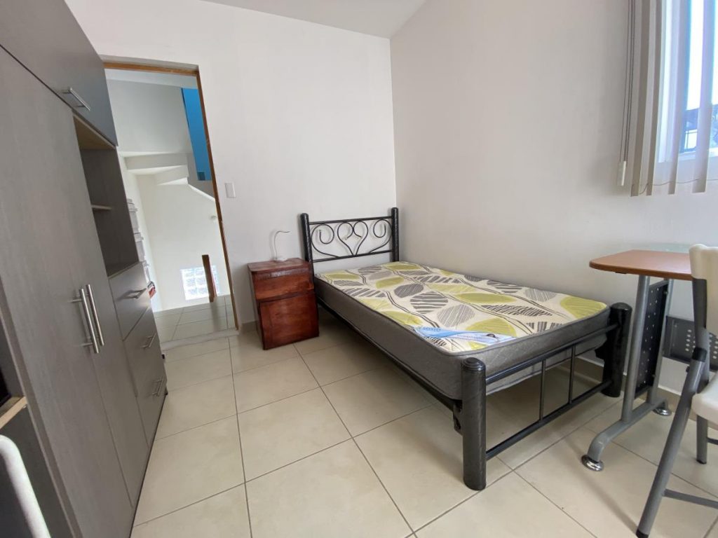 Habitaciones en Renta para Estudiantes Casa en Zibata El Marques Queretaro 4