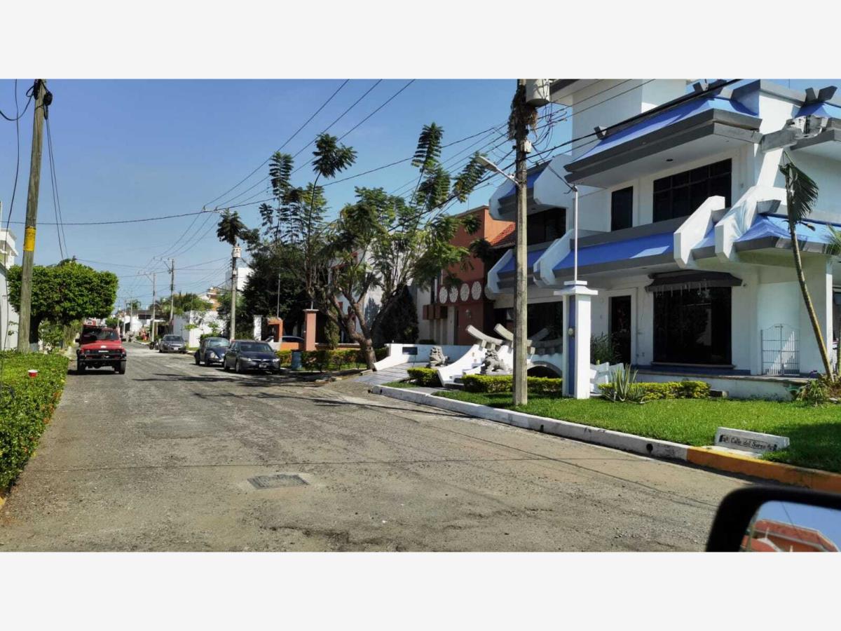 REMATE Casa en VENTA en Los Tulipanes Tapachula Chiapas 3