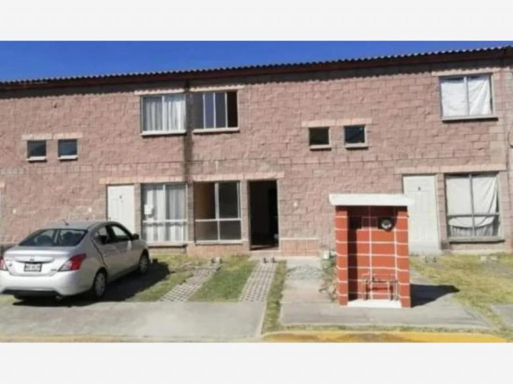 REMATE Casa en Venta en Chinampac de Juarez Iztapalapa CDMX 2