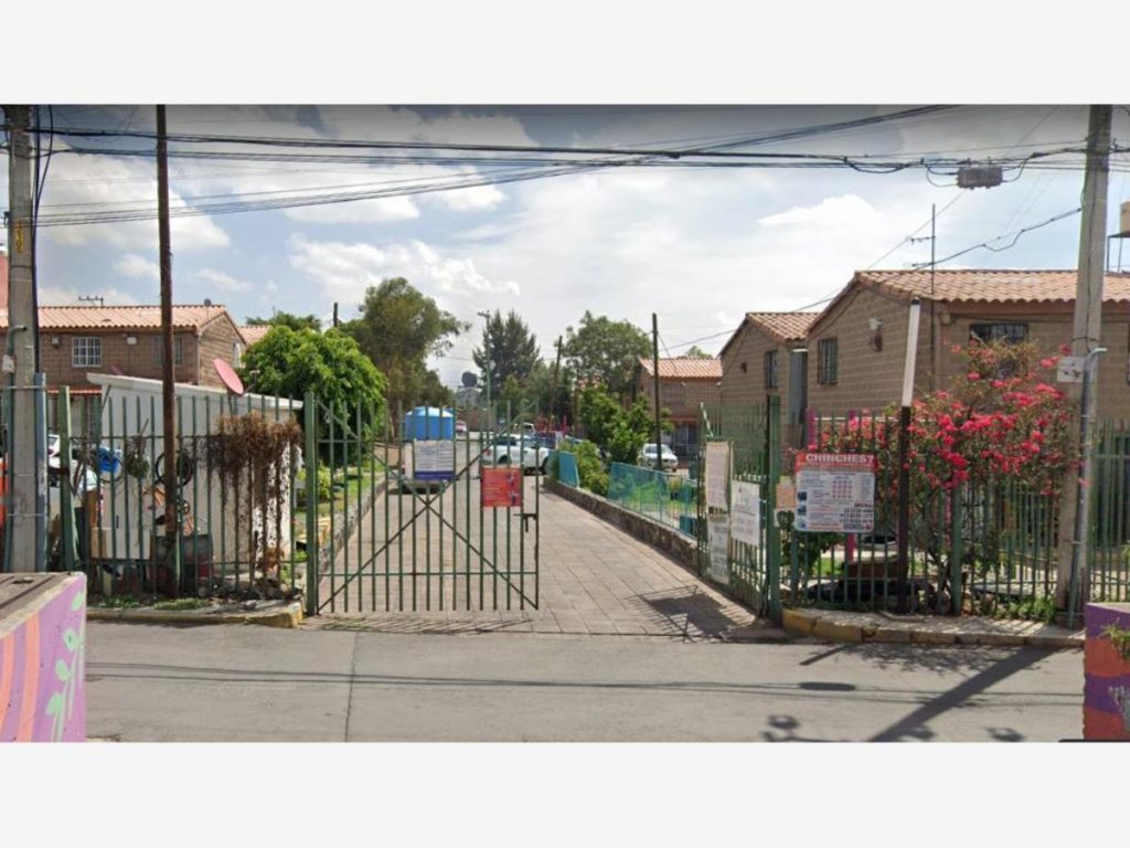 REMATE Casa en Venta en Chinampac de Juarez Iztapalapa CDMX 4