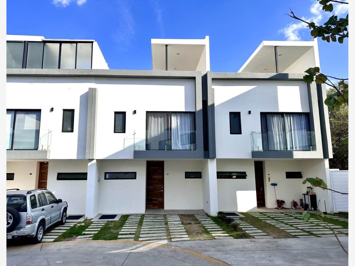 Casa en Renta en Bosques Santa Anita Tlajomulco de Zuniga Jalisco 2