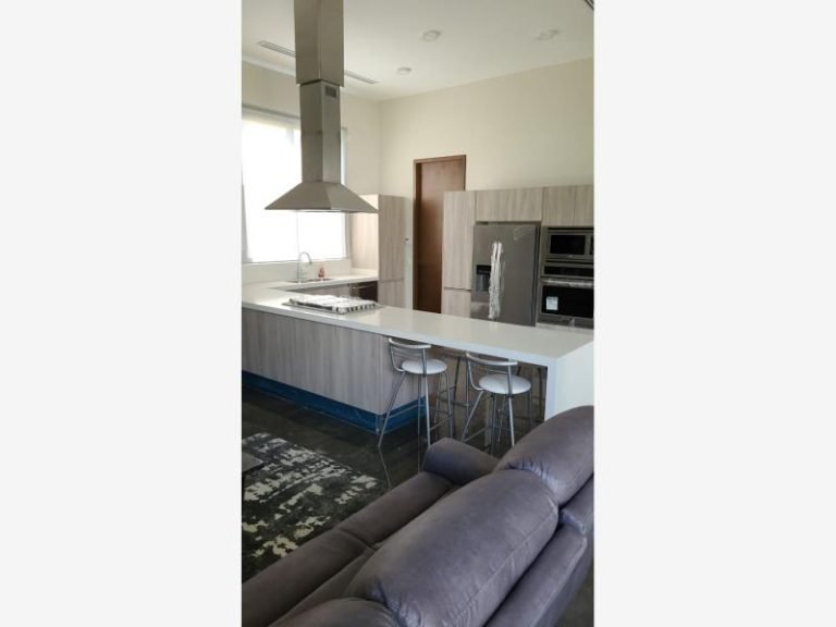 Casa en Renta en Del Valle San Pedro Garza Garcia Nuevo Leon