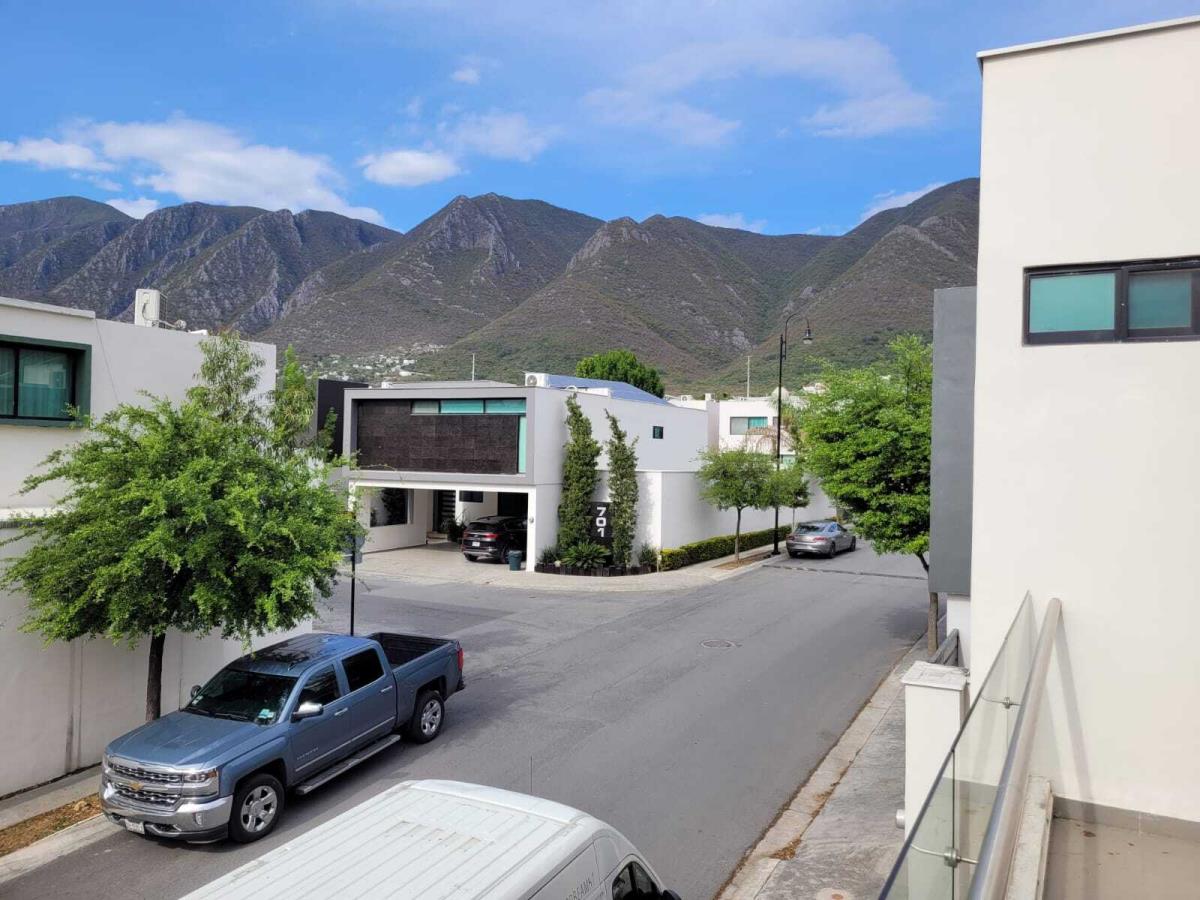 Casa en Renta en Encinos del Vergel Monterrey Nuevo Leon 1