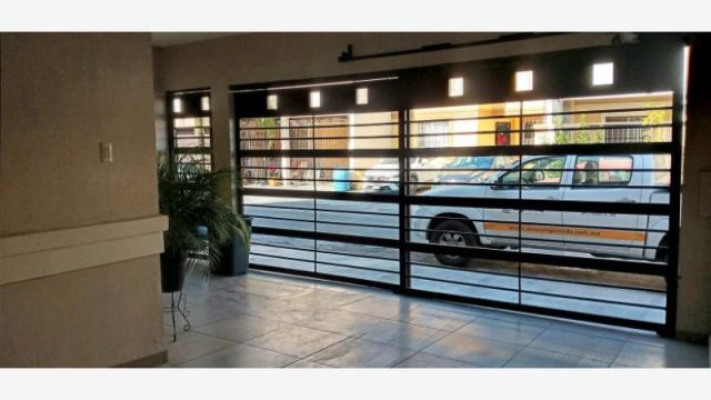 Casa en Renta en Jardines de Andalucia Guadalupe Nuevo Leon 2