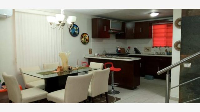 Casa en Renta en Jardines de Andalucia Guadalupe Nuevo Leon 4 1