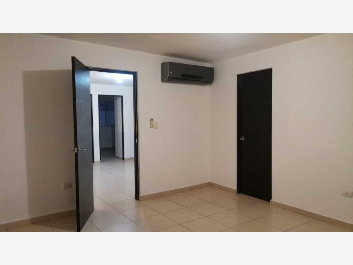 Casa en Renta en Lomas Quetzales Garcia Nuevo Leon 4