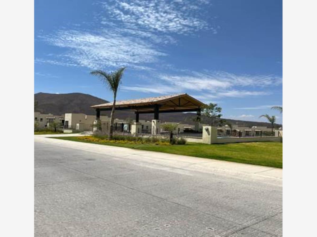 Casa en Renta en Residencial Alta California Tlajomulco de Zuniga Jalisco 4
