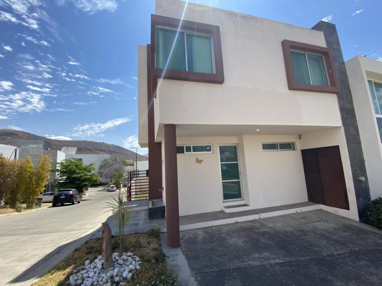 Casa en Renta en Senderos de Monte Verde Tlajomulco de Zuñiga Jalisco