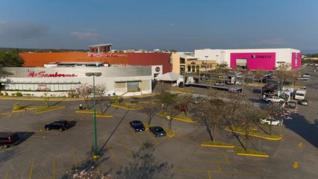 Terreno Comercial Centro Plaza Comercial 353513043