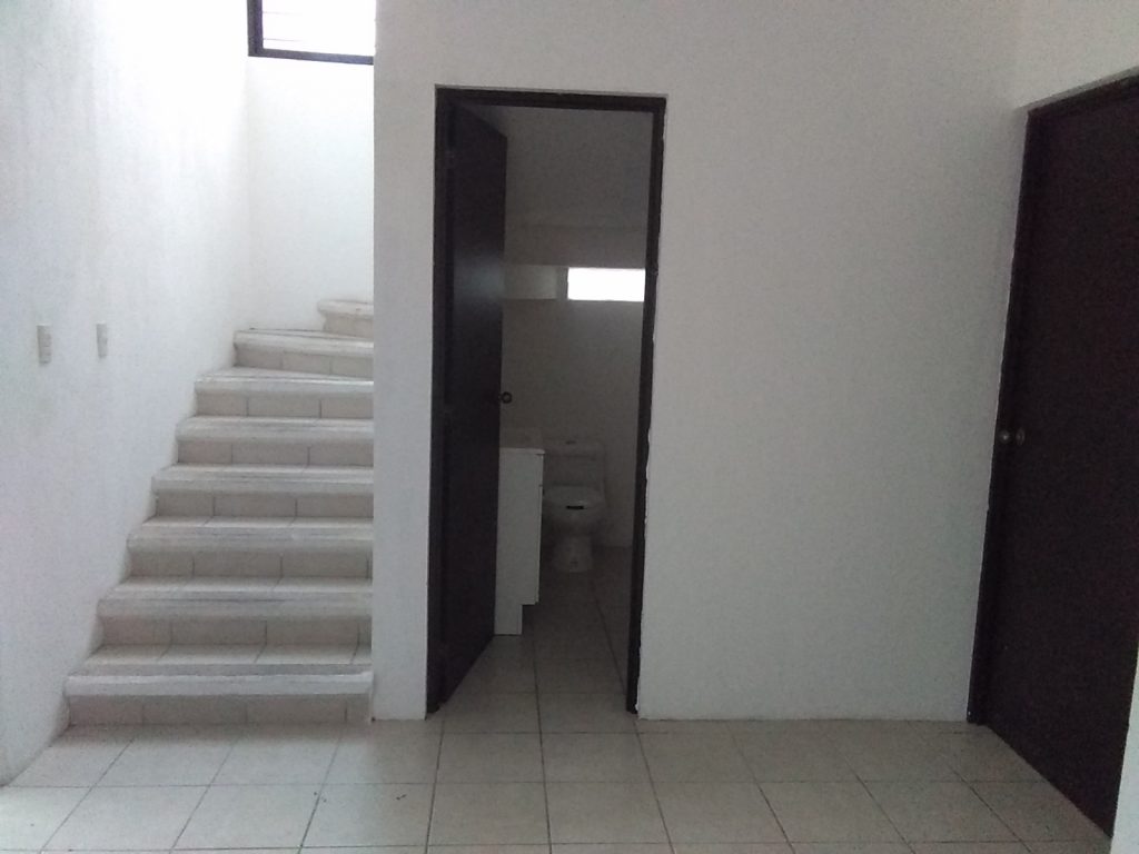 Casa Oficina en Renta Fracc Atenas Tuxtla Gutierrez (41)