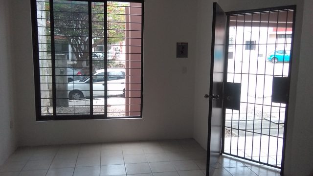 Casa Oficina en Renta Fracc Atenas Tuxtla Gutierrez (42)