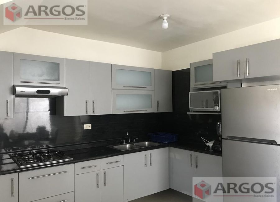 Casa en Renta AMUEBLADA BOSQUES DE HUINALA Apodaca, Nuevo Leon (1)
