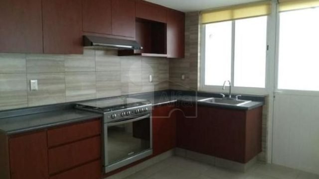 Casa en Renta cercana a UVM y GALERIAS METEPEC, Edo de Mexico (5)