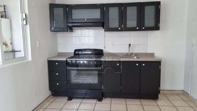 Casa en Renta en Metepec, Condominio Los Robles, Edo de Mexico (2)