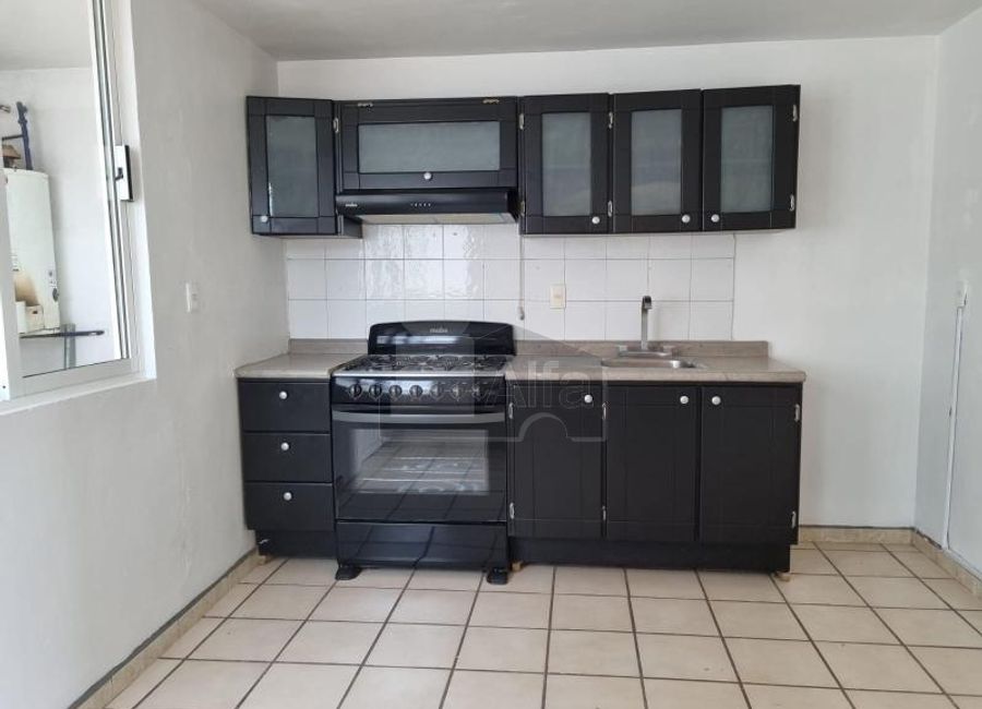 Casa en Renta en Metepec, Condominio Los Robles, Edo de Mexico (2)