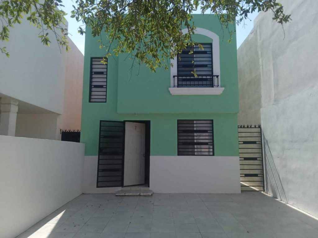 Casa en Renta en Mitras Bicentenario Garcia Nuevo Leon (2)