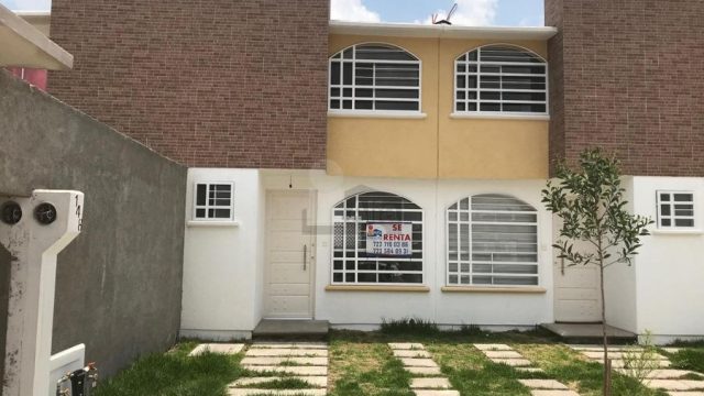 Casa en Renta en Santiago Tianguistenco de Galeana, Tianguistenco, Edo de México (2)