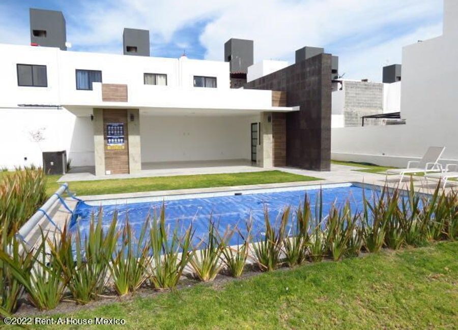 Casa en Renta en Zakia El Marques Queretaro (1)
