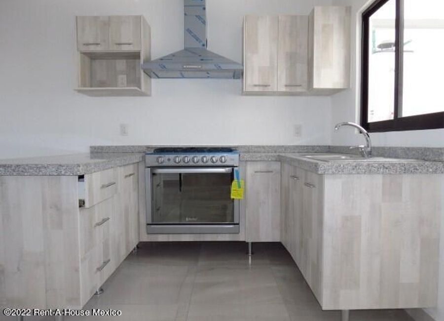 Casa en Renta en Zakia El Marques Queretaro (2)