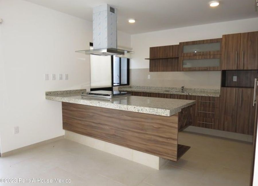 Casa en Renta en esquina, Zibata, El Marques Queretaro (4)