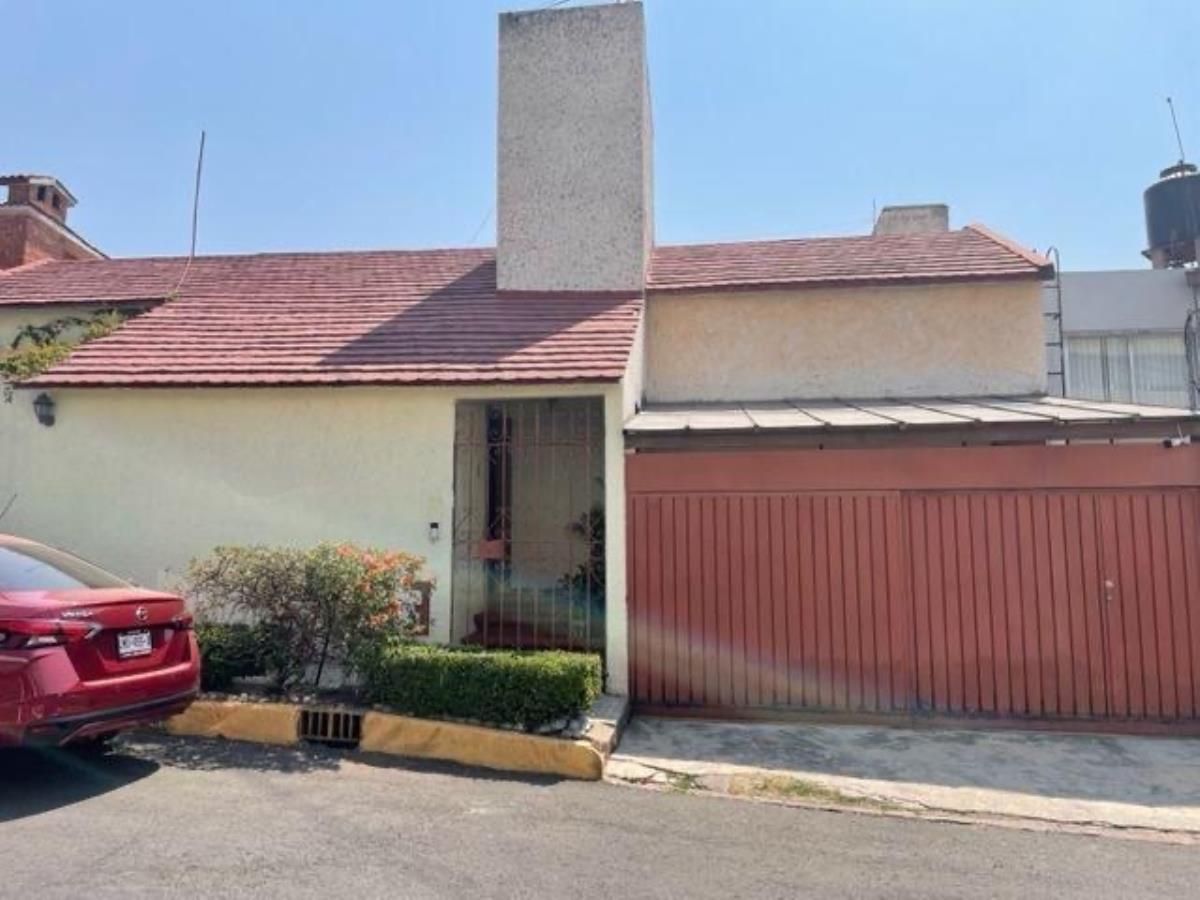 Casa en Venta en Lomas de Guadalupe Alvaro Obregon CDMX (1)