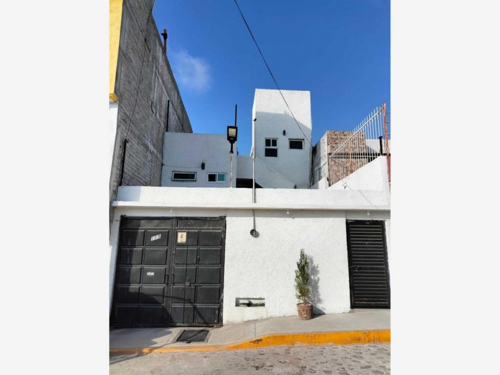 Departamento en Renta Colinas de San Pablo Queretaro (2)