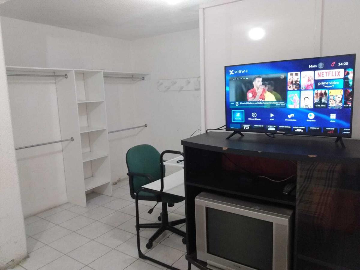 Habitacion en Renta amueblada en Departamento en La Era, Queretaro (2)