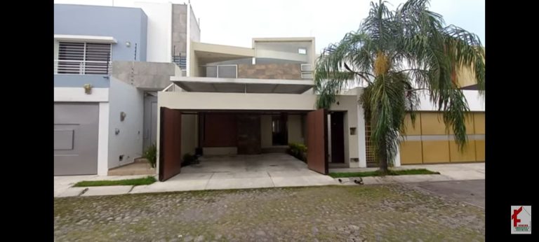 Casa en renta 4 recámaras en Esmeralda norte