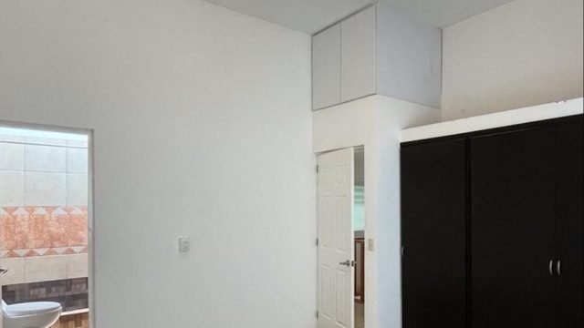 AMPLIA CASA EN RENTA EN MILENIO III A 12 MINUTOS DEL CENTRO DE QUERETARO (13)