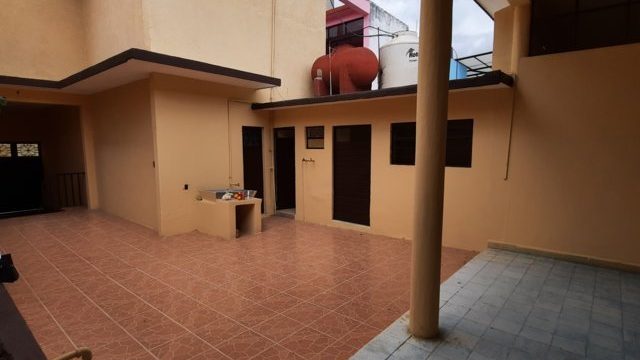 Amplia Casa en Venta uso comercial o habitacional en Comitan Chiapas (8)