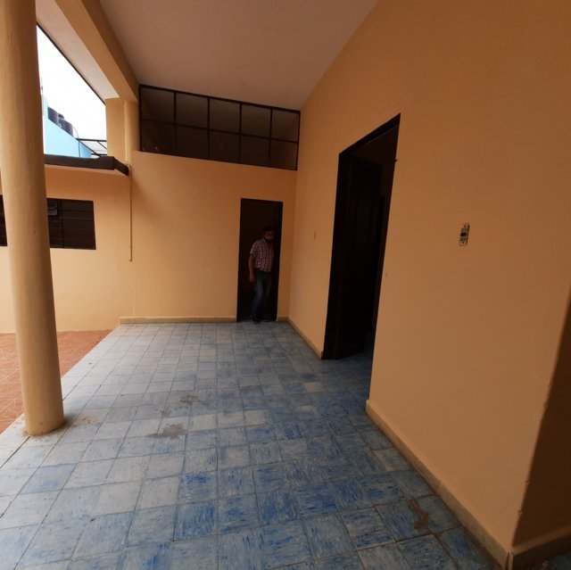 Amplia Casa en Venta uso comercial o habitacional en Comitan Chiapas (9)