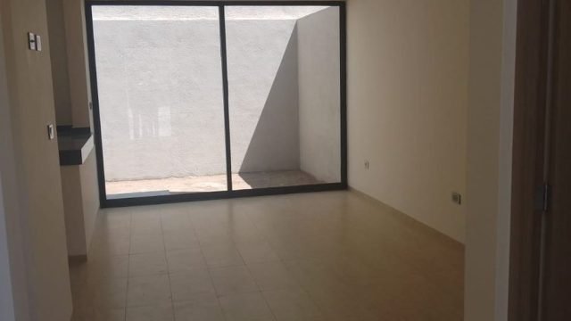 CASA NUEVA EN RENTA CON RECÁMARA EN PLANTA BAJA EN SANTA FE JURIQUILLA QUERÉTARO (2)