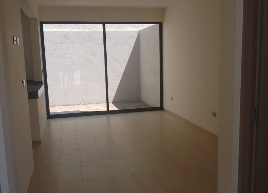 CASA NUEVA EN RENTA CON RECÁMARA EN PLANTA BAJA EN SANTA FE JURIQUILLA QUERÉTARO (2)