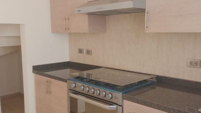 CASA NUEVA EN RENTA CON RECÁMARA EN PLANTA BAJA EN SANTA FE JURIQUILLA QUERÉTARO (3)