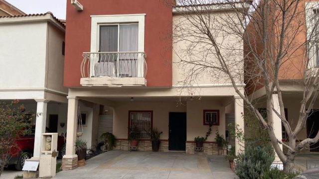 Casa en Portal las Palomas1