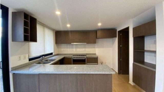 Casa en Renta 2 recamaras sala de TV estudio jardin privado Zakia Queretaro3