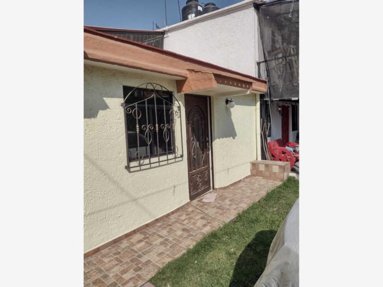 Casa en Renta en Colinas del Lago Cuautitlan Izcalli Estado de Mexico