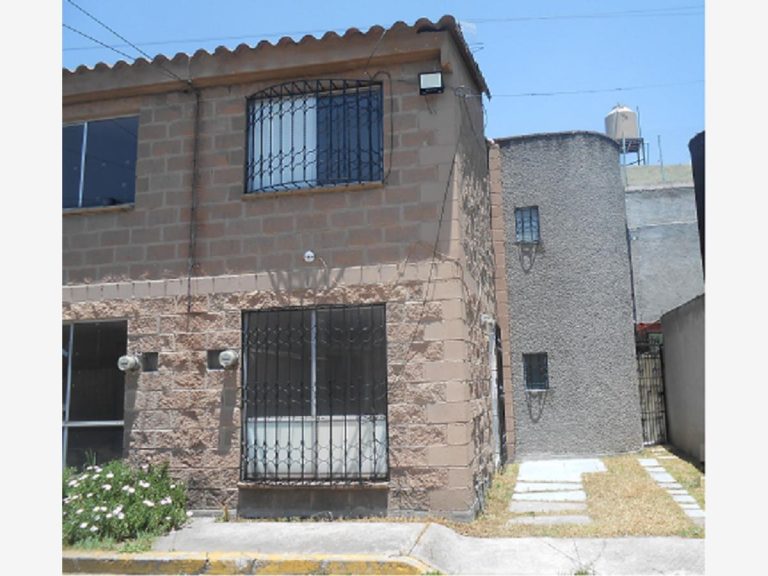 Casa en Renta en Geo Villas de la Ind toluca Estado de Mexico