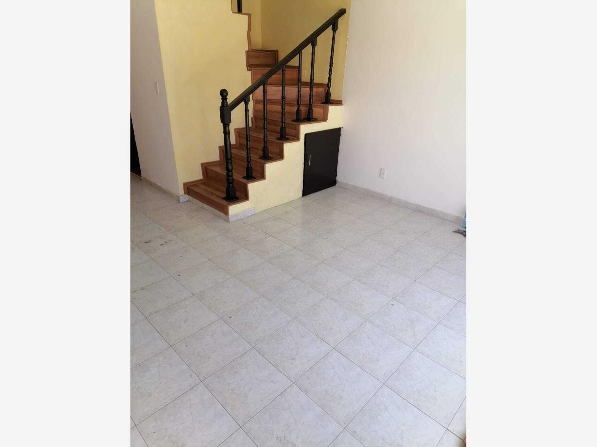 Casa en Renta en Paseos del Valle Toluca Estado de Mexico (4)