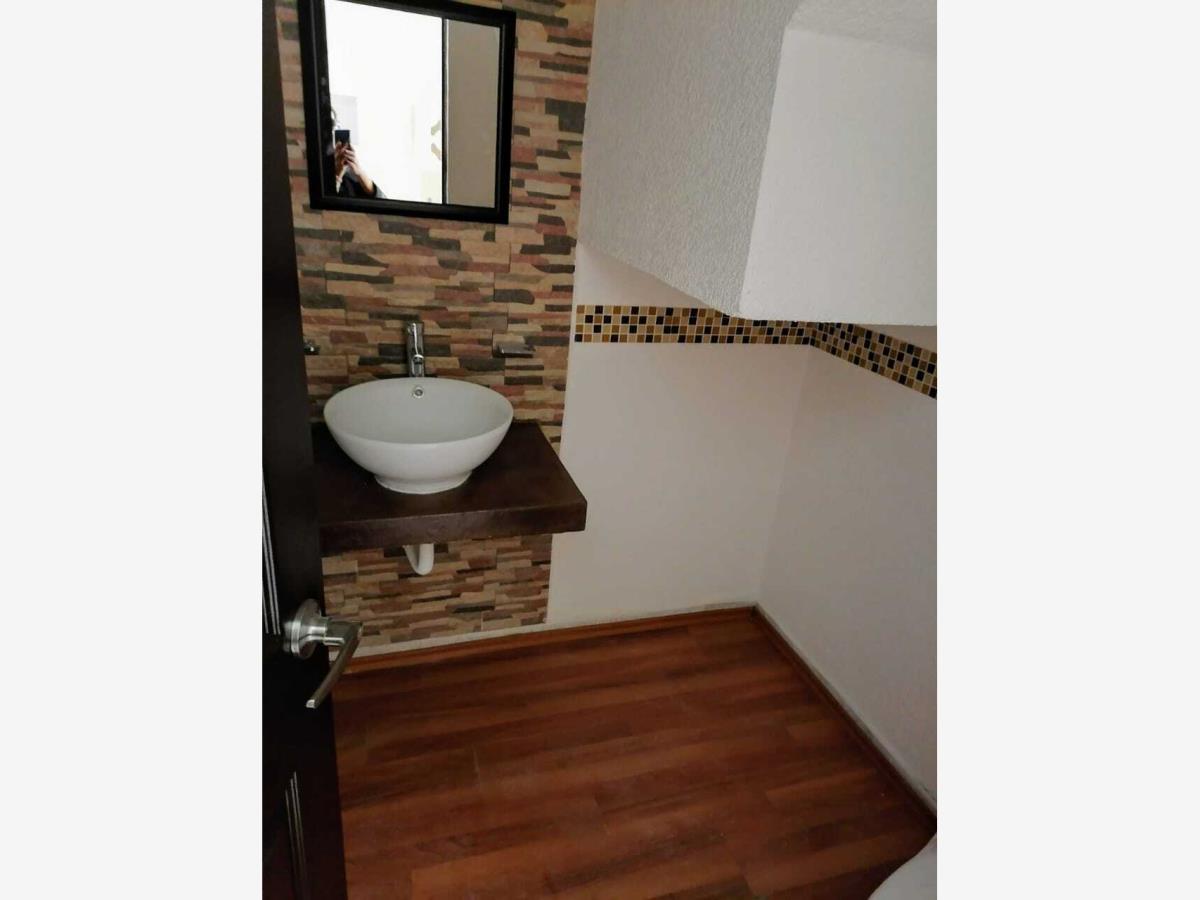 Casa en Renta en Paseos del Valle Toluca Estado de Mexico (7)