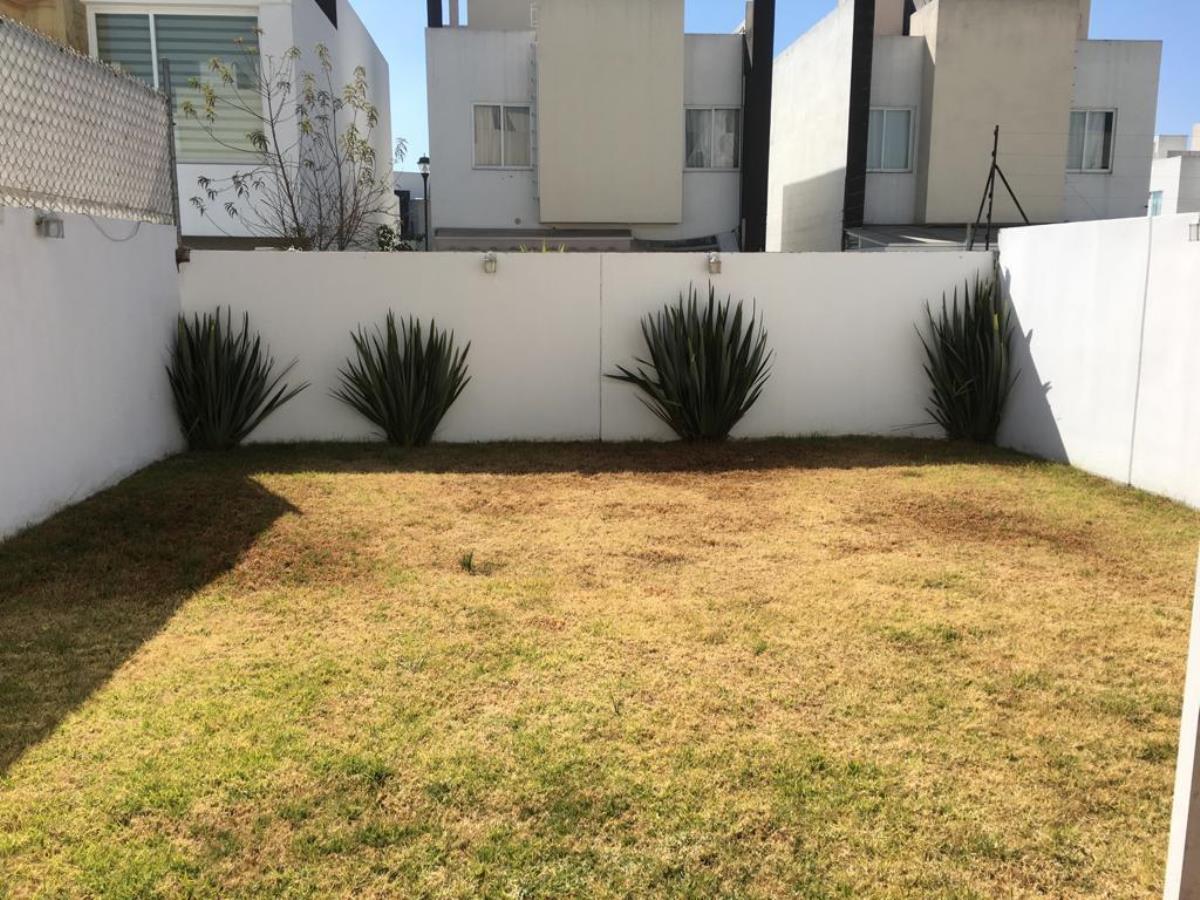 Casa en Renta en Residencial Foresta Metepec Estado de Mexico (4)