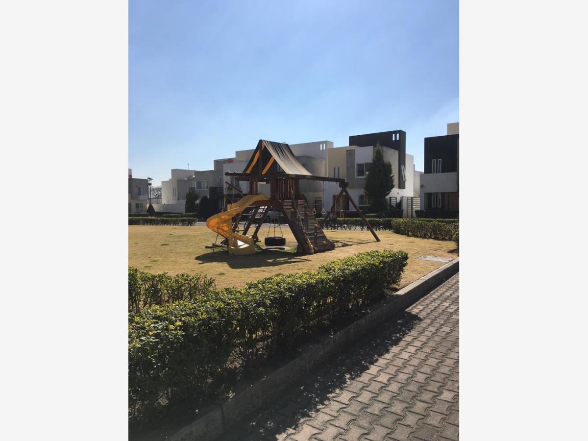 Casa en Renta en Residencial Foresta Metepec Estado de Mexico (5)