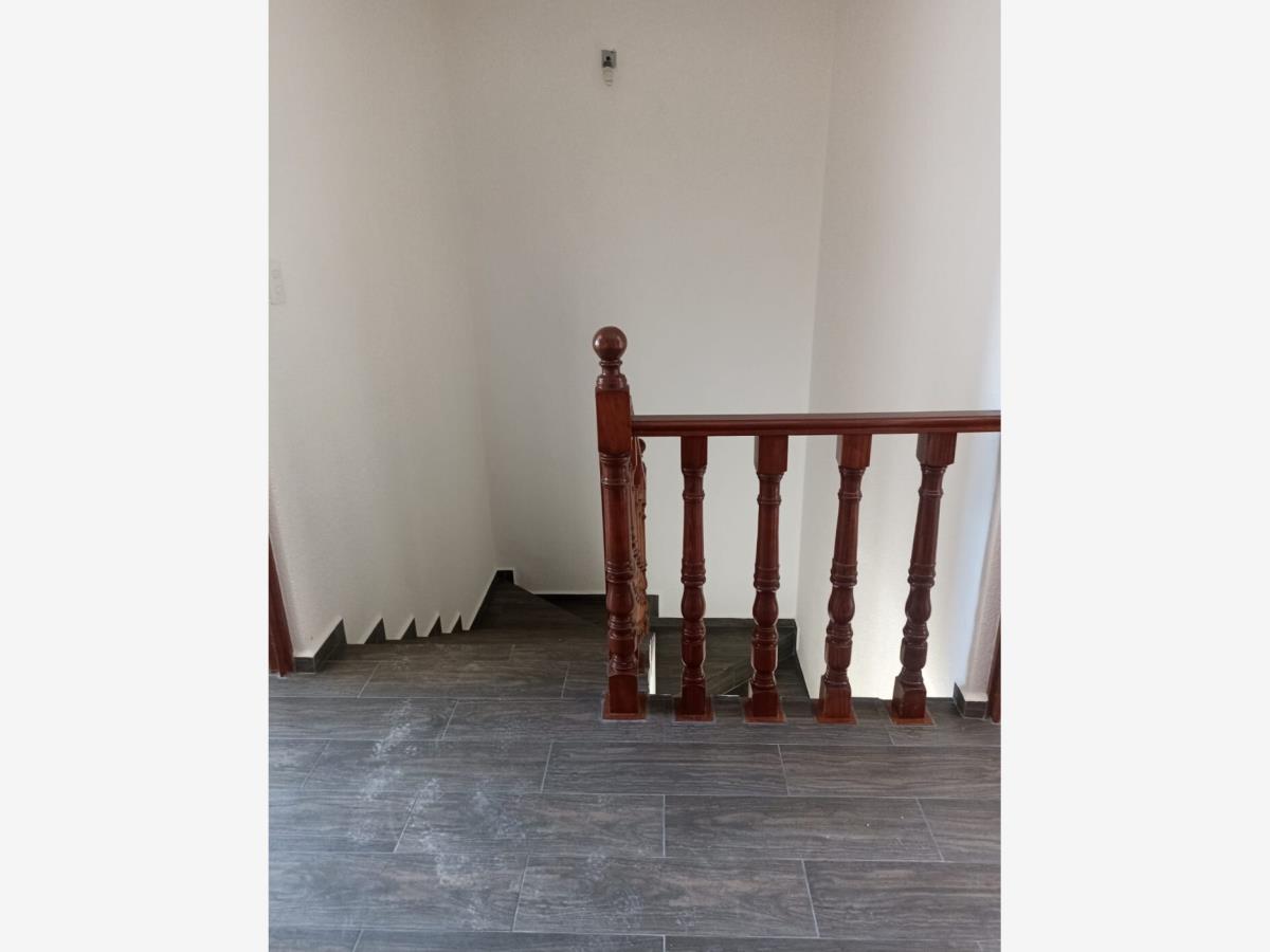 Casa en Renta en San Felipe Tlalmimilolpan Toluca Estado de Mexico (5)
