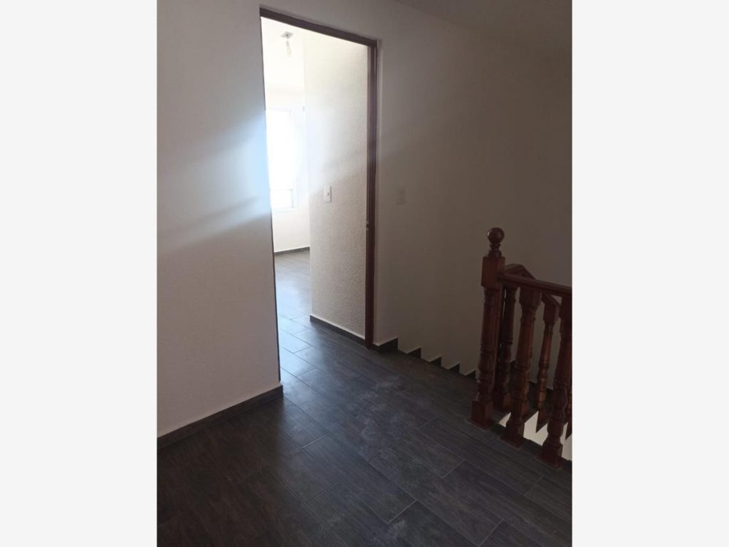 Casa en Renta en San Felipe Tlalmimilolpan Toluca Estado de Mexico (6)